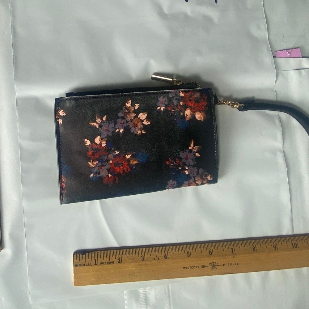 A New Day Floral Print Clutch Wallet Wristlet Zip Around Black Pink
